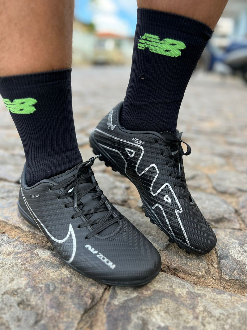Chuteira Society Masculino Nike Preto/Prata